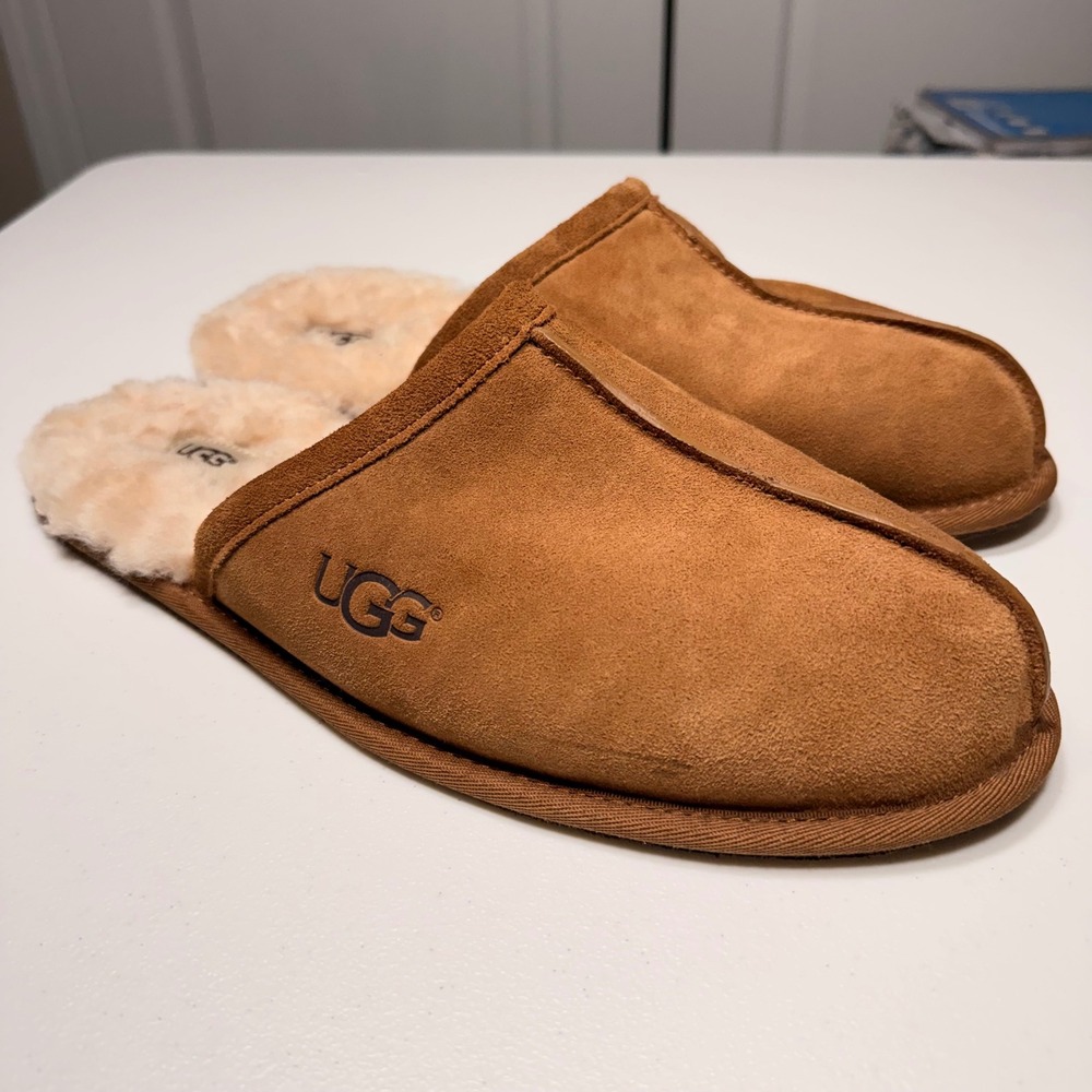 UGG Mens Scuff Suede Slippers Chestnut Wool Lined House Shoes Size 12